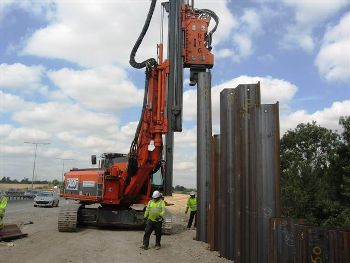 Telescopic Leader Rig Hire