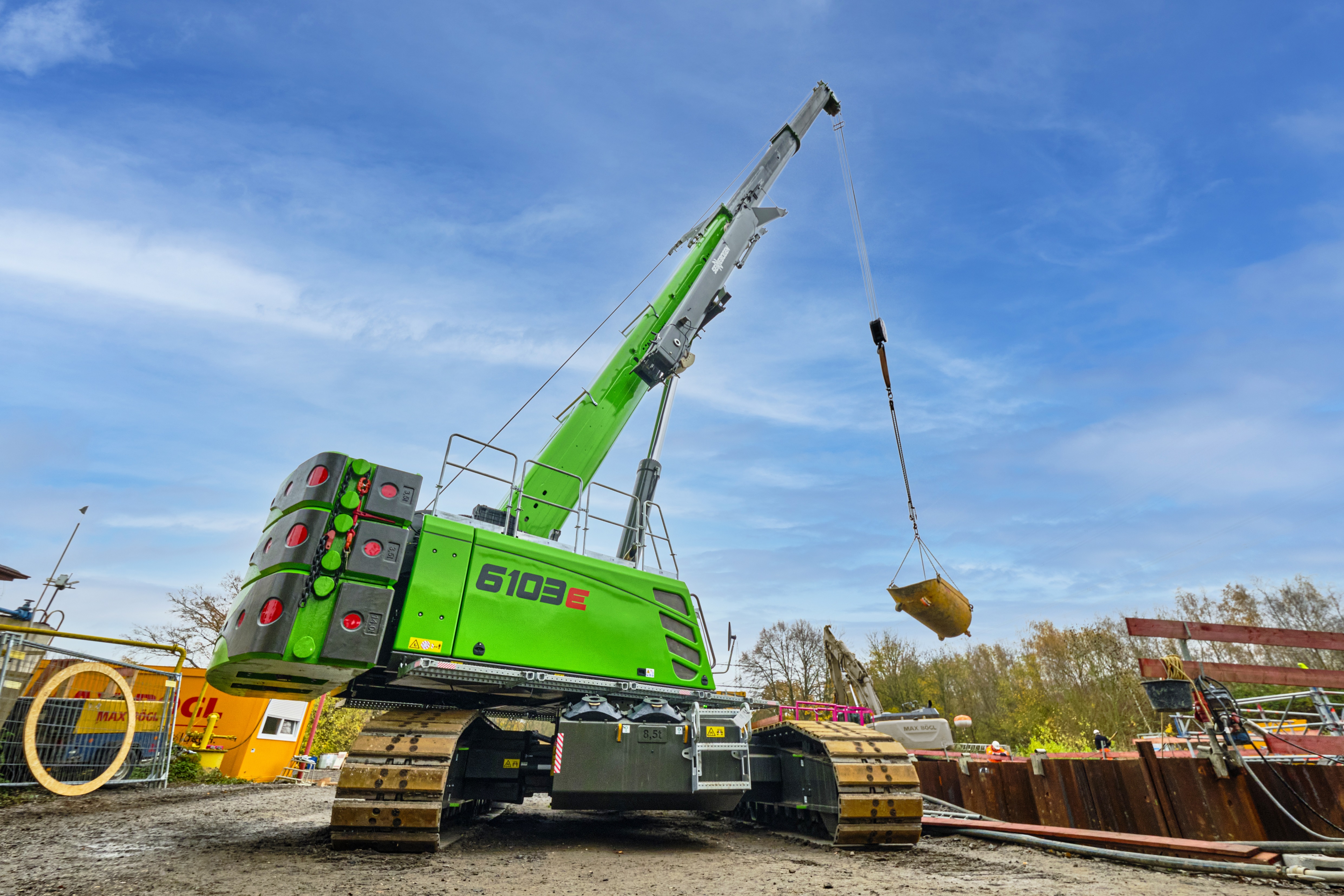 New model Sennebogen 6103R 100 tons telescopic crawler crane launched