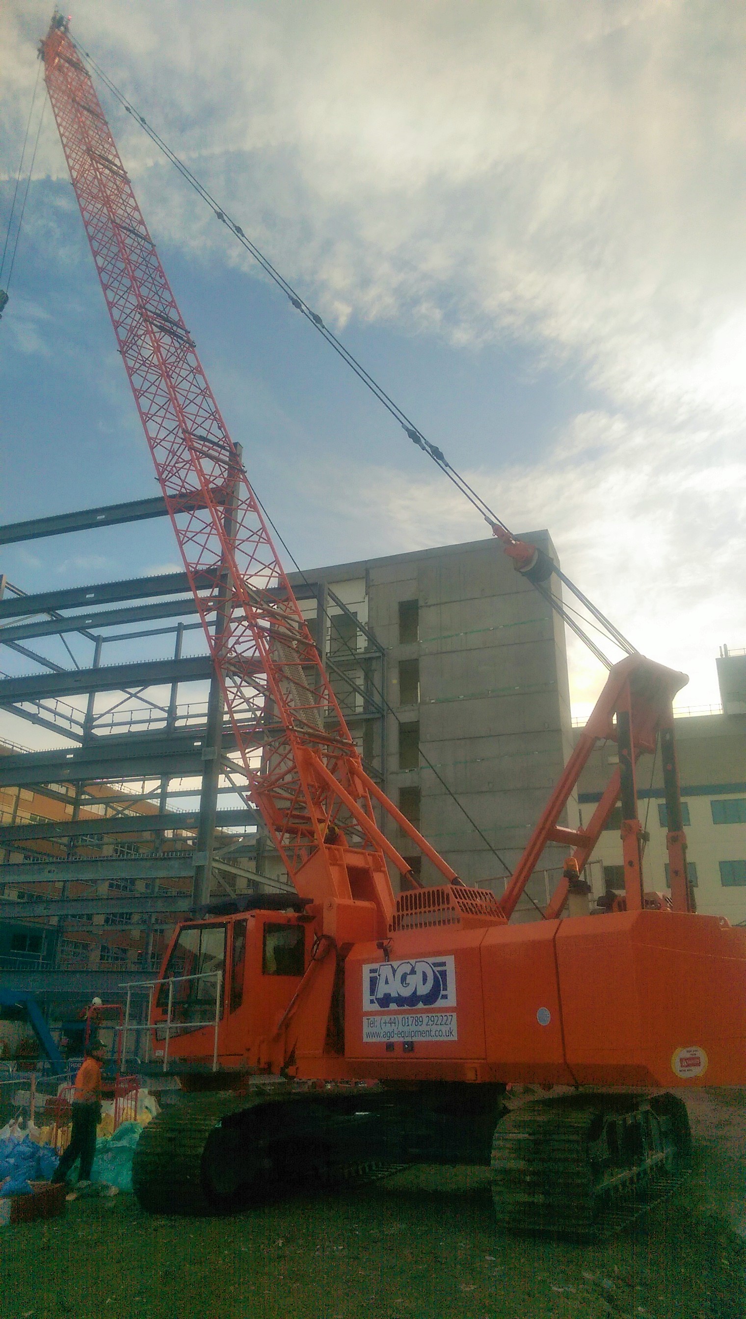 Sennebogen 650HD crawler crane on hire