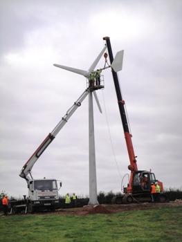 Telescopic crawler crane on hire erecting turbine in Stratford upon Avon