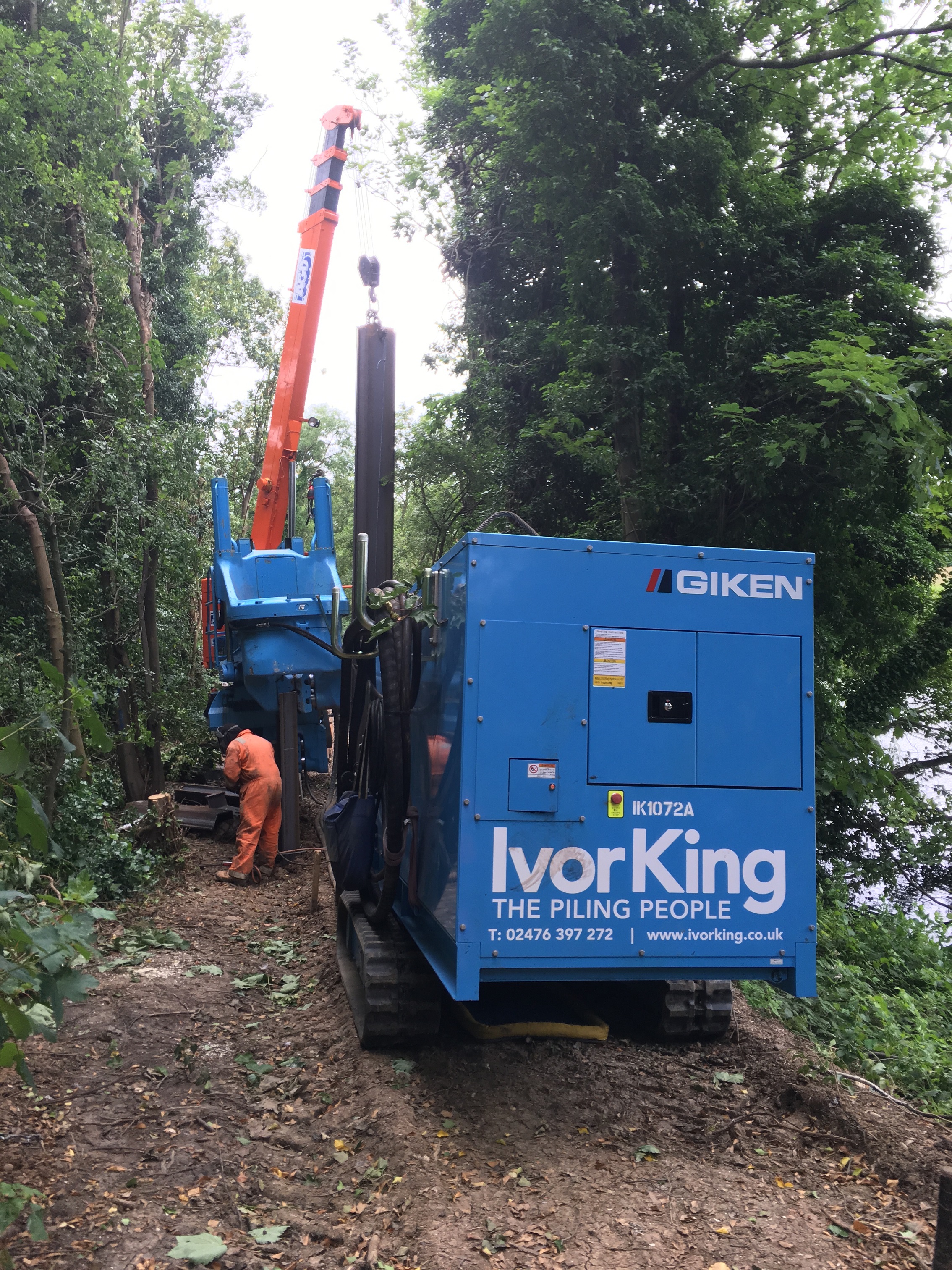 Giken GRB system installing piles at Hampstead Ponds
