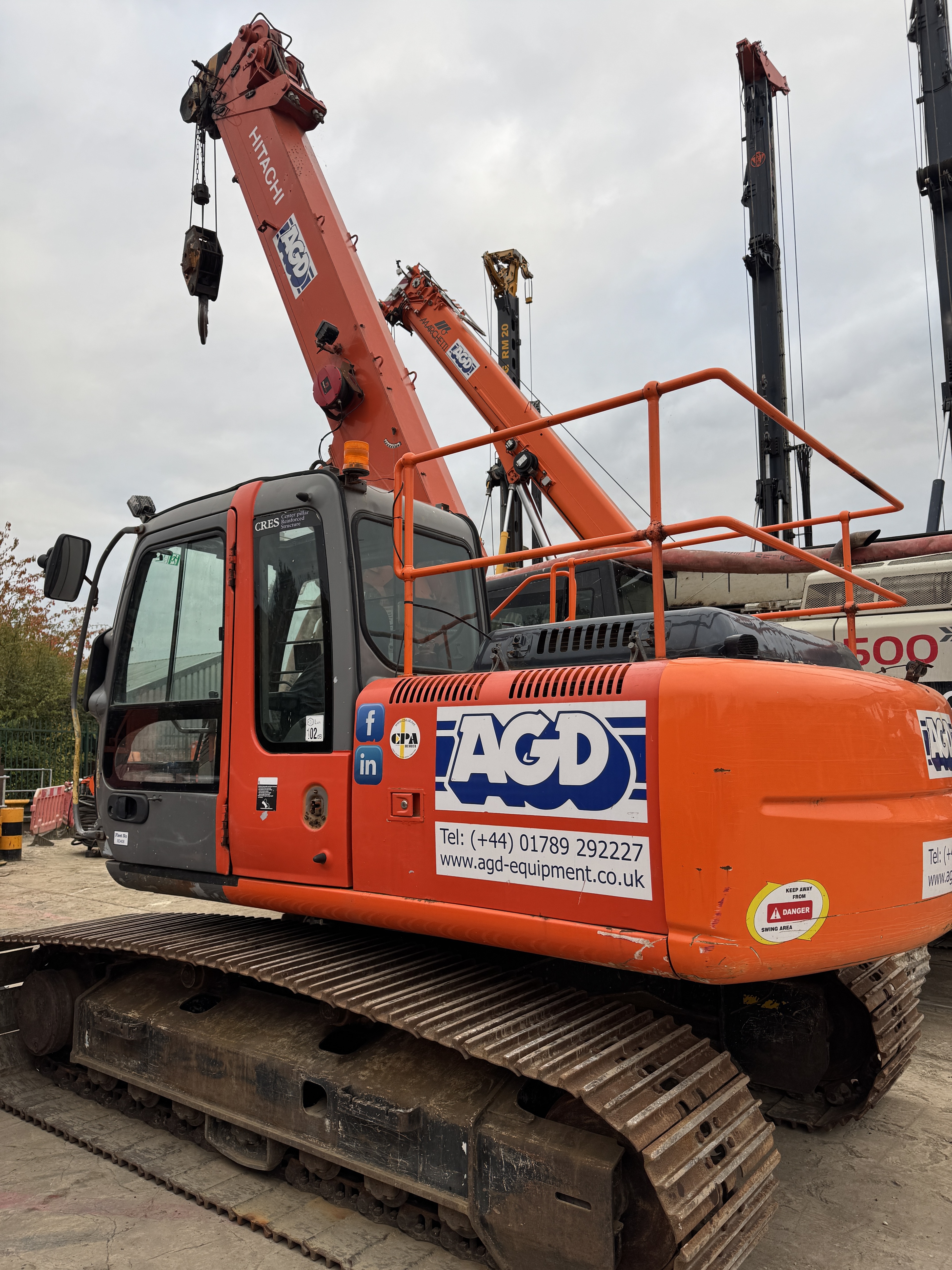 Used Hitachi ZX16LCT 8 tons mini crane for sale