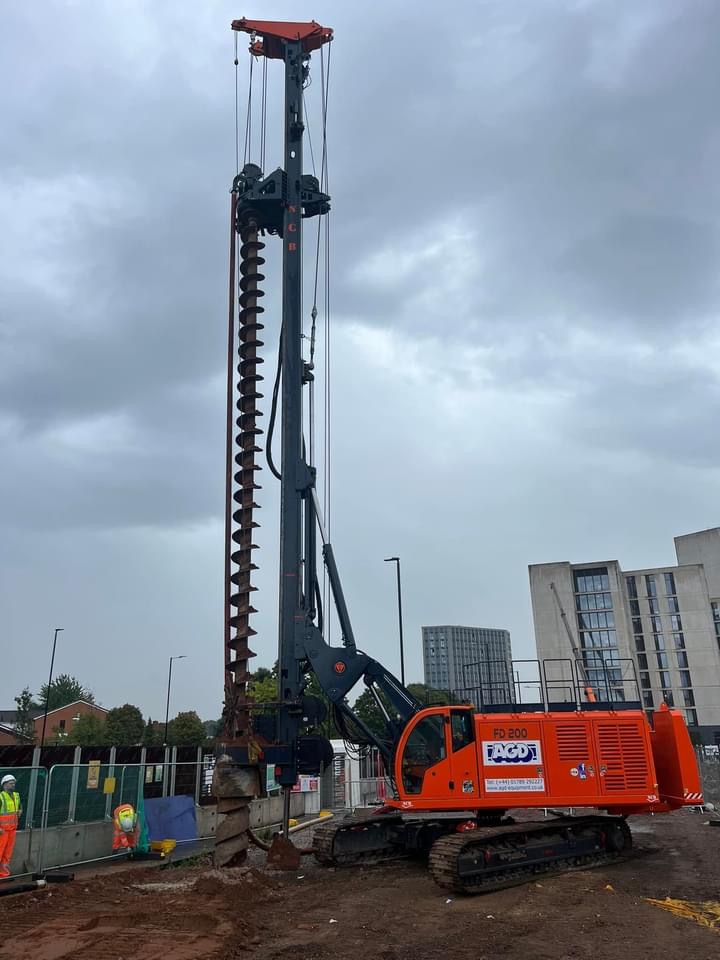 Used NCB FD200 CFA / FDP piling rig for sale