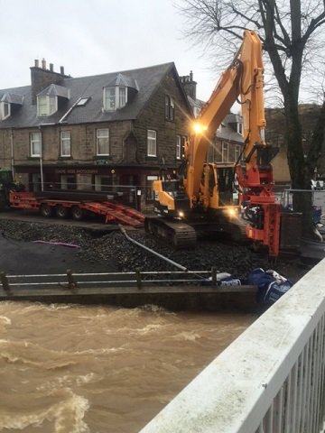 Movax SG45 side grip vibro on hire for emergency flood repairs