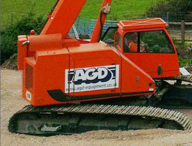 Marchetti telescopic crawler cranes